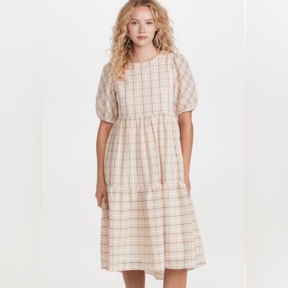 English Factory Dresses & Skirts - English Factory Cottagecore Cream Colored Puff Sleeve Dress Womens Size XS
